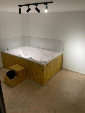 Cozy house en envigado con Jacuzzi